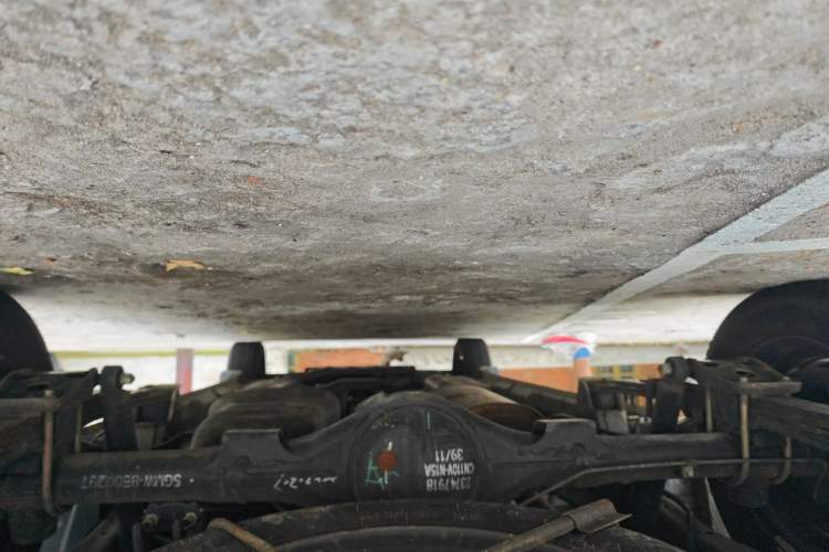 Used Wuling Hongguang V 2022 1.5L Jingqu Version Hydraulic Power Steering LAR Chassis Rear
