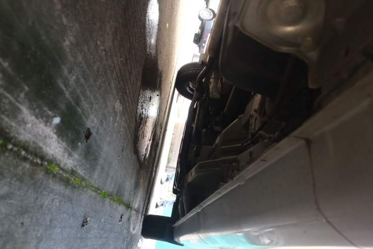 Used Wuling Hongguang V 2022 1.5L Enjoy Edition Electric-Powered LAR Chassis Rear Right