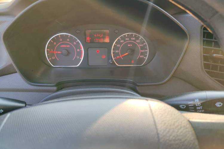 Used Wuling Hongguang V 2022 1.5L Jingqu Edition Electric-Assist LAR Instrument Cluster