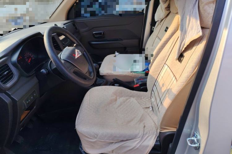 Used Wuling Hongguang V 2022 1.5L Jingqu Edition Electric-Assist LAR Left Front Seat