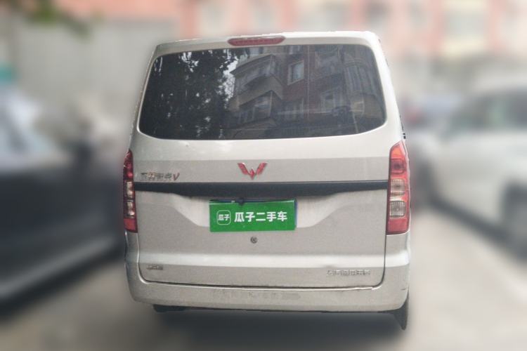 Used Wuling Hongguang V 2022 1.5L Jingqu Version Hydraulic Power Steering LAR Rear