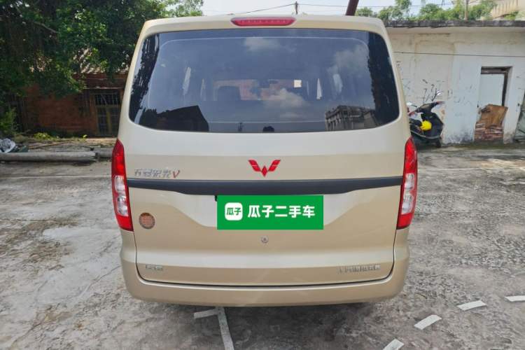 Used Wuling Hongguang V 2022 1.5L Jingqu Version Hydraulic Power Steering LAR Rear