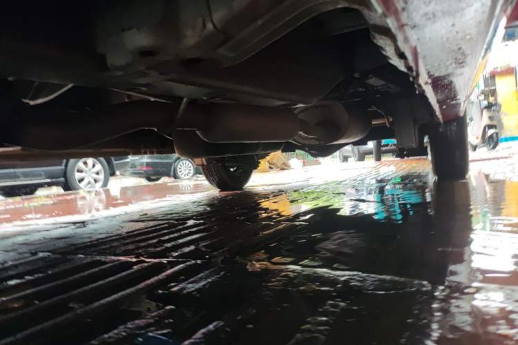 Used Wuling Hongguang V 2022 1.5L Jingqu Version Hydraulic Power Steering LAR Chassis Front Left