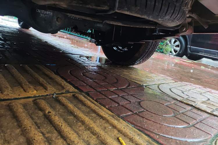 Used Wuling Hongguang V 2022 1.5L Jingqu Version Hydraulic Power Steering LAR Chassis Rear Right
