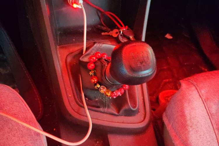 Used Wuling Hongguang V 2022 1.5L Jingqu Version Hydraulic Power Steering LAR Gear Lever