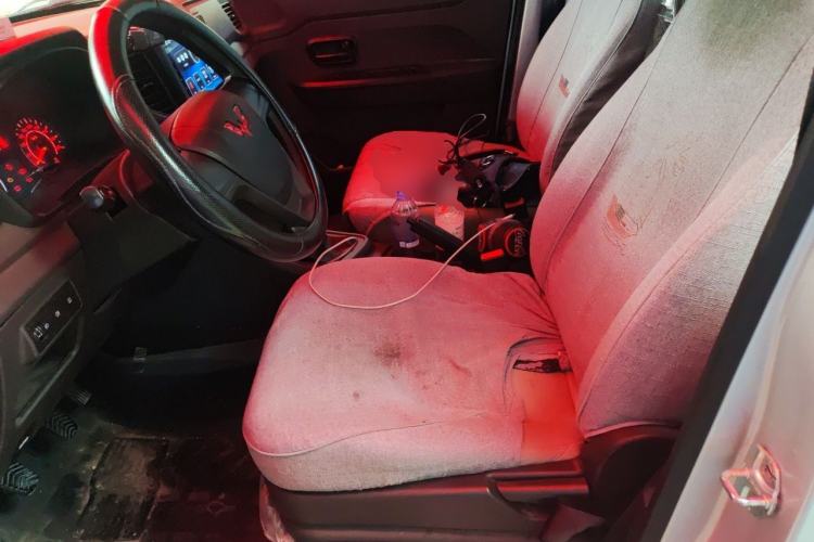 Used Wuling Hongguang V 2022 1.5L Jingqu Version Hydraulic Power Steering LAR Left Front Seat