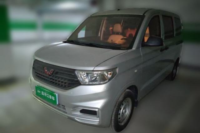 Used Wuling Hongguang V 2022 1.5L Jingqu Version Hydraulic Power Steering LAR