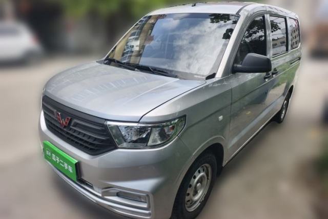 Used Wuling Hongguang V 2022 1.5L Jingqu Edition Electric-Assist LAR