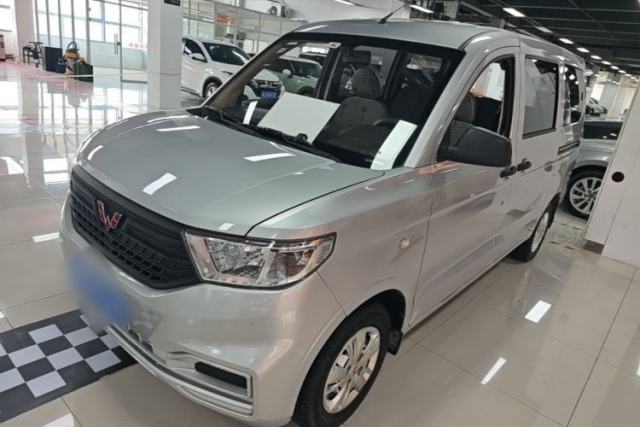 Used Wuling Hongguang V 2022 1.5L Jingqu Version Hydraulic Power Steering LAR