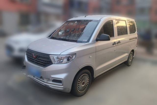 Used Wuling Hongguang V 2022 1.5L Jingqu Edition Electric-Assist LAR