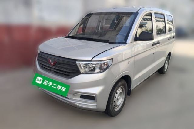 Used Wuling Hongguang V 2022 1.5L Jingqu Version Hydraulic Power Steering LAR