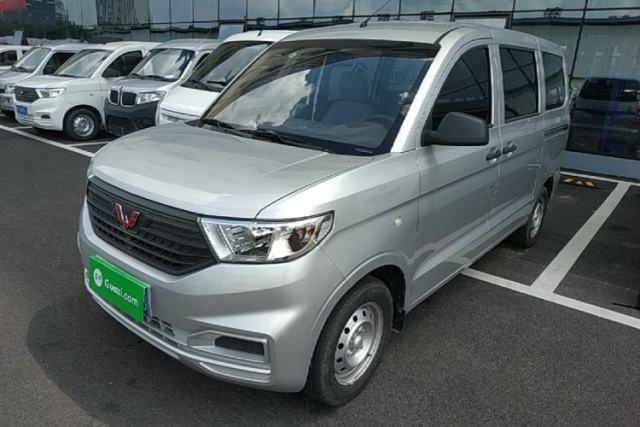 Used Wuling Hongguang V 2022 1.5L Jingqu Version Hydraulic Power Steering LAR