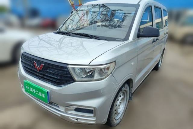 Used Wuling Hongguang V 2022 1.5L Jingqu Version Hydraulic Power Steering LAR