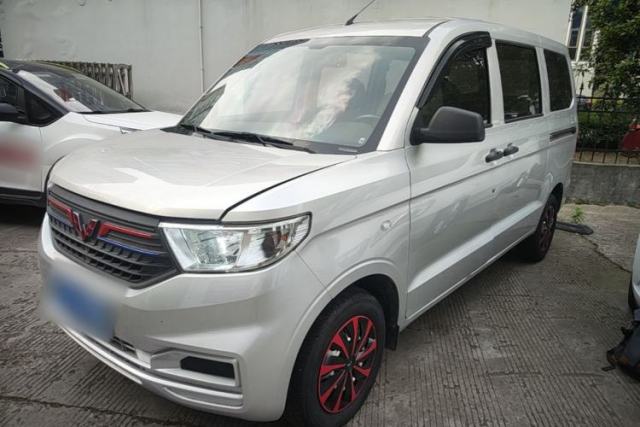 Used Wuling Hongguang V 2022 1.5L Jingqu Edition Electric-Assist LAR