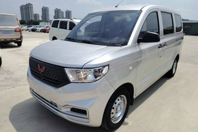 Wuling Hongguang V 2022 1.5L Jingqu Edition Electric-Assist LAR usado