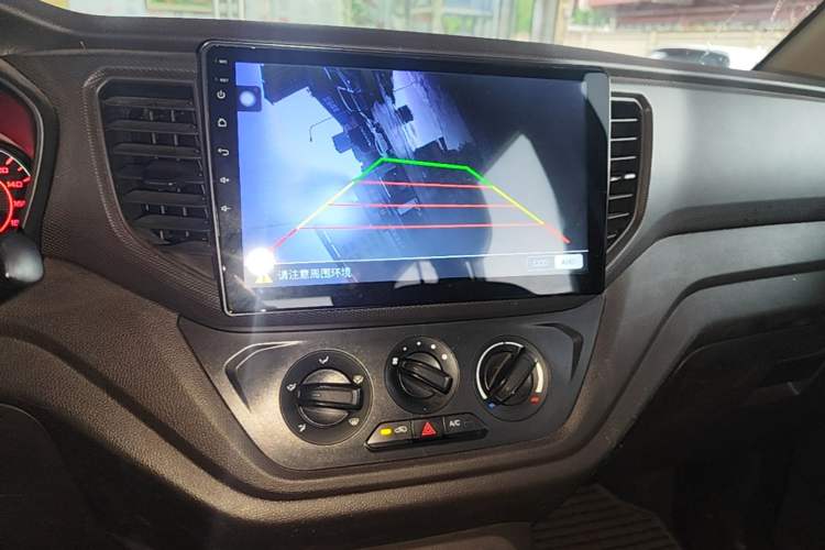 Used Wuling Hongguang V 2022 1.5L Jingqu Version Hydraulic Power Steering LAR Audio And AC Panel