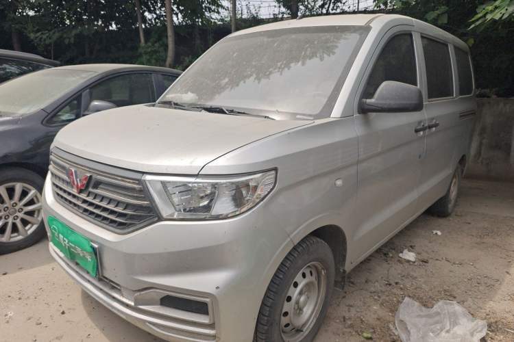 Ojetý Wuling Hongguang V 2022 1.5L Jingqu Edition Electric-Assist LAR Guazi used car, China used car export, Used car for sale, Used  cars, Cheapest cars for sale