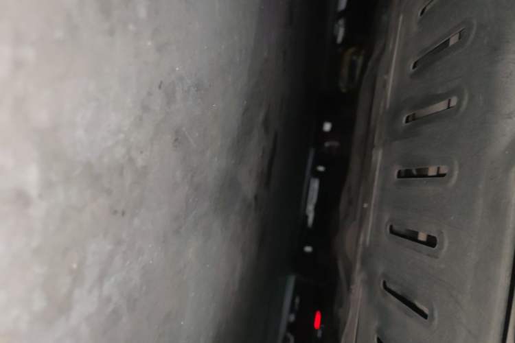 Used Wuling Hongguang V 2022 1.5L Jingqu Edition Electric-Assist LAR Chassis Front
