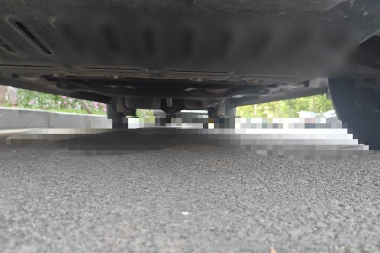 Used Wuling Hongguang V 2022 1.5L Jingqu Version Hydraulic Power Steering LAR Chassis Front