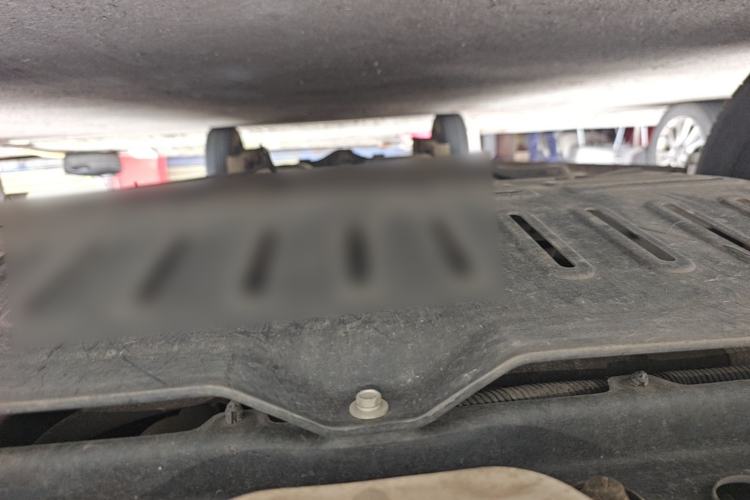 Used Wuling Hongguang V 2022 1.5L Jingqu Edition Electric-Assist LAR Chassis Front