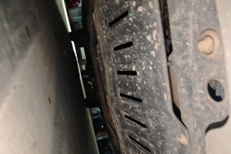 Used Wuling Hongguang V 2022 1.5L Enjoy Edition Electric-Powered LAR Chassis Front
