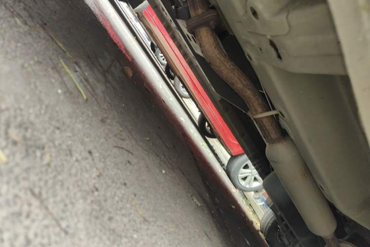 Used Wuling Hongguang V 2022 1.5L Enjoy Edition Electric-Powered LAR Chassis Front Left