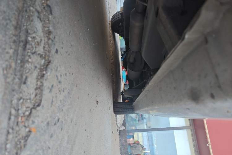 Used Wuling Hongguang V 2022 1.5L Jingqu Edition Electric-Assist LAR Chassis Front Left