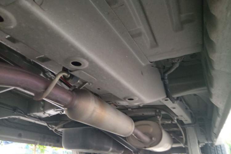 Used Wuling Hongguang V 2022 1.5L Jingqu Edition Electric-Assist LAR Chassis Front Left