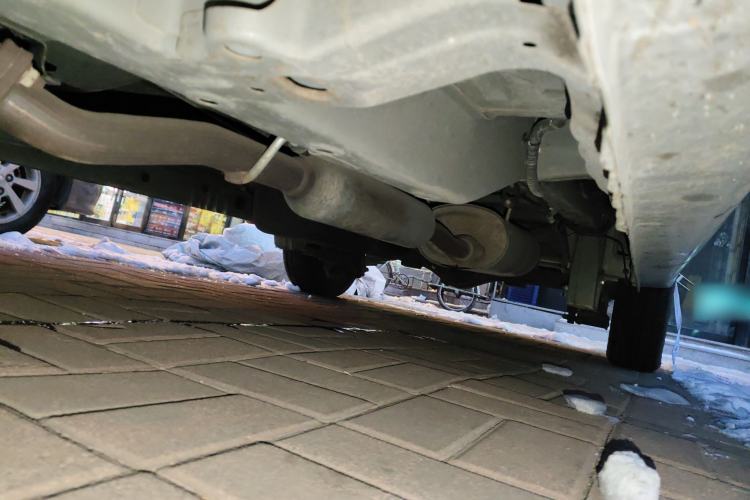 Used Wuling Hongguang V 2022 1.5L Jingqu Version Hydraulic Power Steering LAR Chassis Front Left