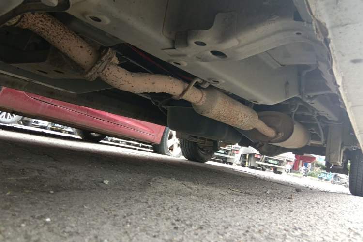 Used Wuling Hongguang V 2022 1.5L Jingqu Edition Electric-Assist LAR Chassis Front Left