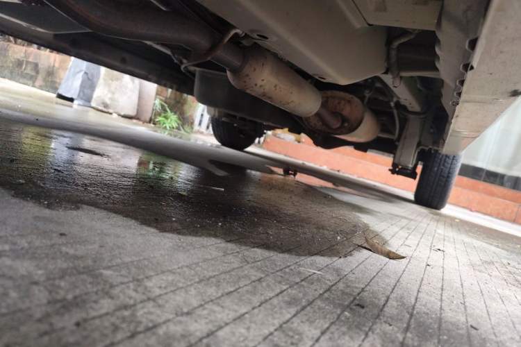 Used Wuling Hongguang V 2022 1.5L Jingqu Version Hydraulic Power Steering LAR Chassis Front Left