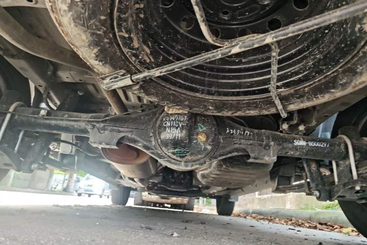 Used Wuling Hongguang V 2022 1.5L Jingqu Edition Electric-Assist LAR Chassis Front