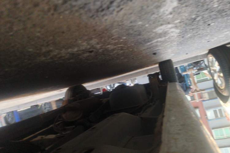 Used Wuling Hongguang V 2022 1.5L Jingqu Edition Electric-Assist LAR Chassis Front Right