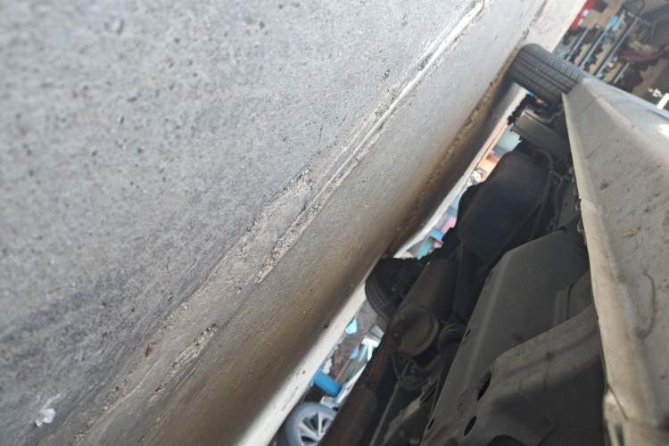 Used Wuling Hongguang V 2022 1.5L Jingqu Edition Electric-Assist LAR Chassis Front Right