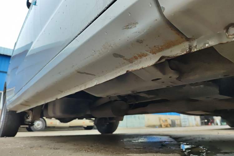 Used Wuling Hongguang V 2022 1.5L Jingqu Version Hydraulic Power Steering LAR Chassis Front Right