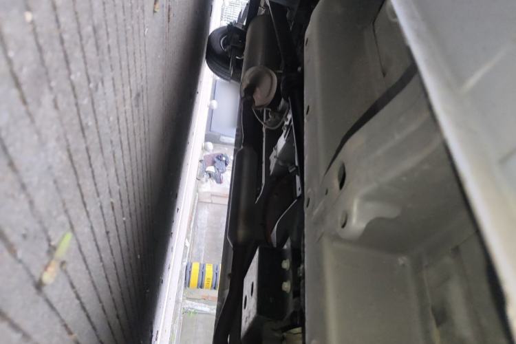Used Wuling Hongguang V 2022 1.5L Jingqu Edition Electric-Assist LAR Chassis Front Right