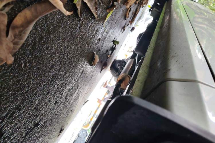 Used Wuling Hongguang V 2022 1.5L Jingqu Version Hydraulic Power Steering LAR Chassis Front Right