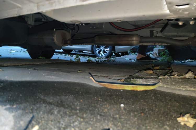 Used Wuling Hongguang V 2022 1.5L Jingqu Version Hydraulic Power Steering LAR Chassis Front Right