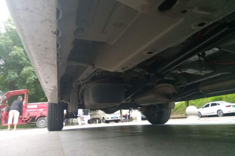 Used Wuling Hongguang V 2022 1.5L Jingqu Edition Electric-Assist LAR Chassis Front Right