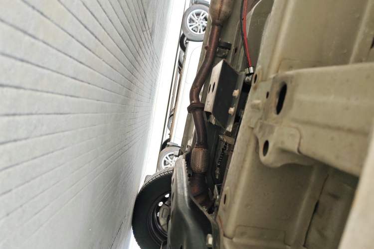 Used Wuling Hongguang V 2022 1.5L Jingqu Edition Electric-Assist LAR Chassis Front Right