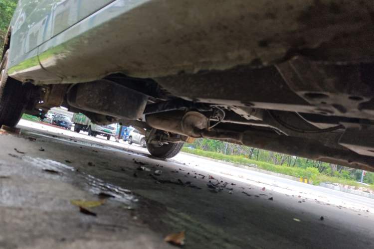 Used Wuling Hongguang V 2022 1.5L Jingqu Version Hydraulic Power Steering LAR Chassis Front Right