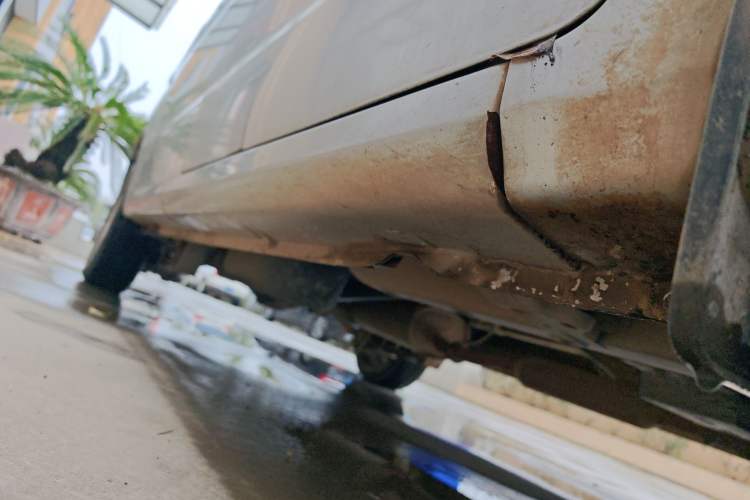 Used Wuling Hongguang V 2022 1.5L Jingqu Version Hydraulic Power Steering LAR Chassis Front Right