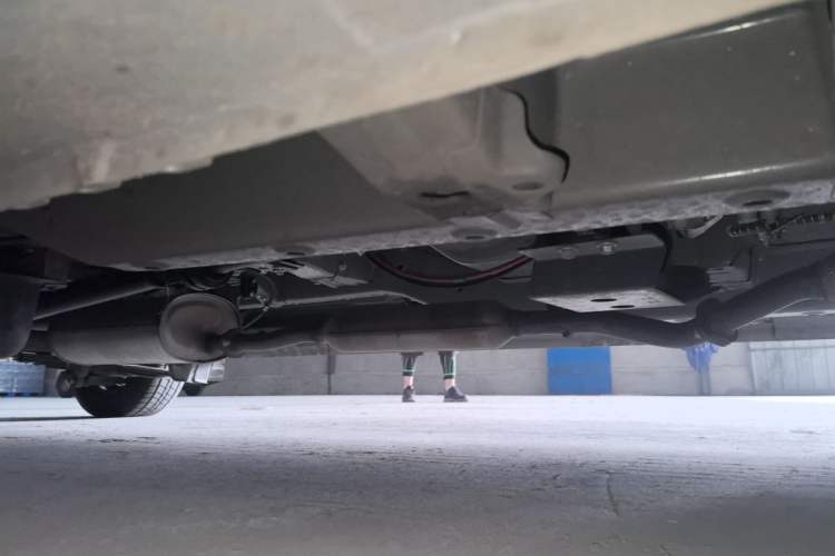 Used Wuling Hongguang V 2022 1.5L Jingqu Edition Electric-Assist LAR Chassis Front Right
