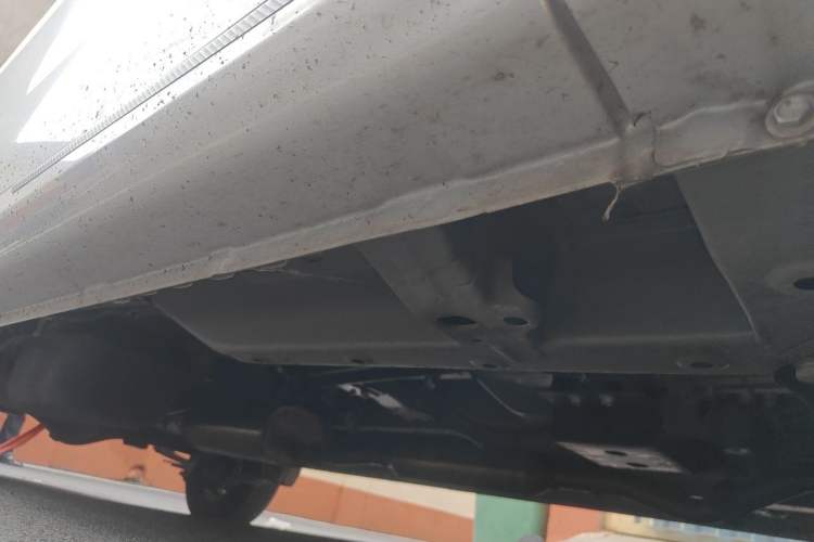 Used Wuling Hongguang V 2022 1.5L Jingqu Edition Electric-Assist LAR Chassis Front Right