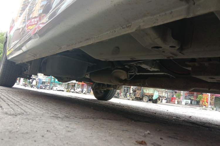 Used Wuling Hongguang V 2022 1.5L Jingqu Edition Electric-Assist LAR Chassis Front Right