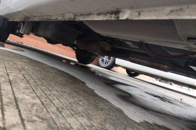 Used Wuling Hongguang V 2022 1.5L Jingqu Version Hydraulic Power Steering LAR Chassis Front Right