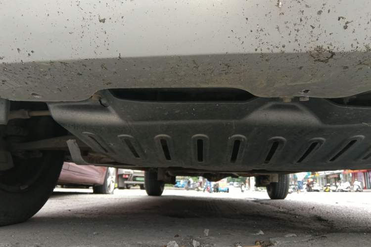 Used Wuling Hongguang V 2022 1.5L Jingqu Edition Electric-Assist LAR Chassis Front