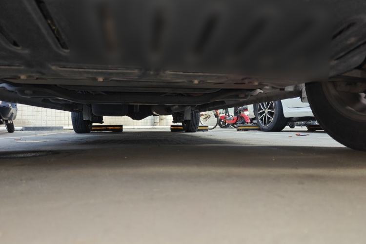 Used Wuling Hongguang V 2022 1.5L Enjoy Edition Hydraulic Power Steering LAR Chassis Front