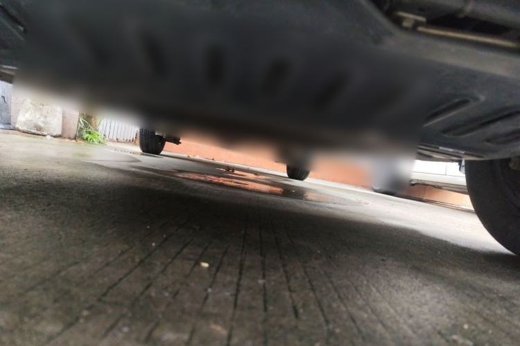 Used Wuling Hongguang V 2022 1.5L Jingqu Version Hydraulic Power Steering LAR Chassis Front