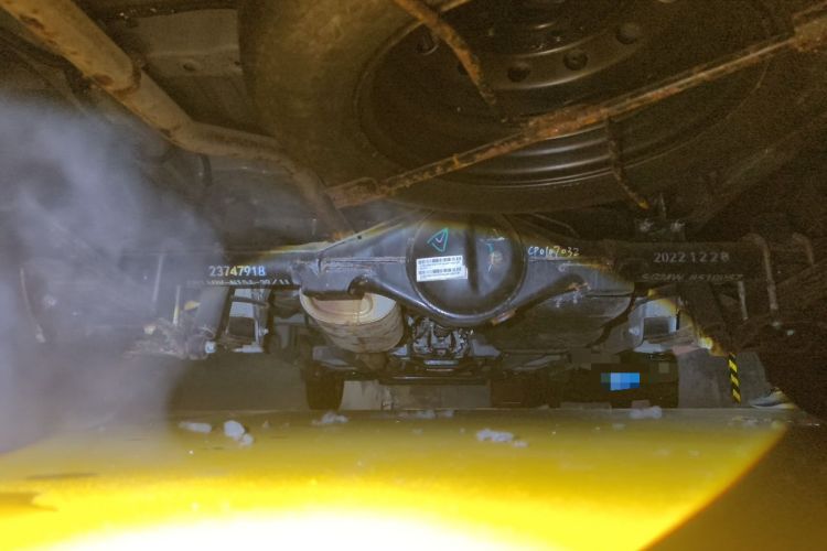 Used Wuling Hongguang V 2022 1.5L Jingqu Version Hydraulic Power Steering LAR Chassis Rear